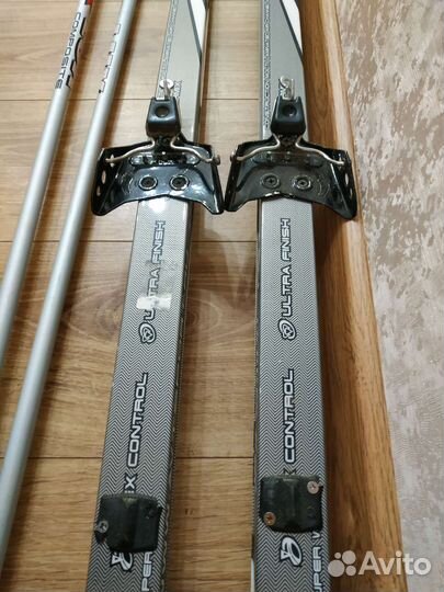 Лыжи пластик Trek Omni Universal + палки + ботинки