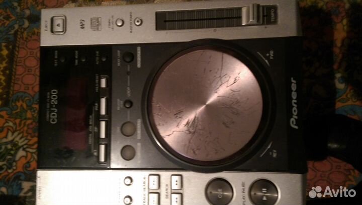 Pioneer CDJ 200