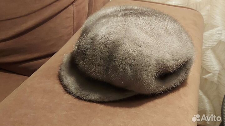 Кепка норковая женская