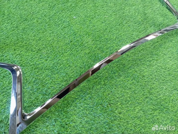 Молдинг решетки радиатора Lexus Nx200T AYZ15 2018