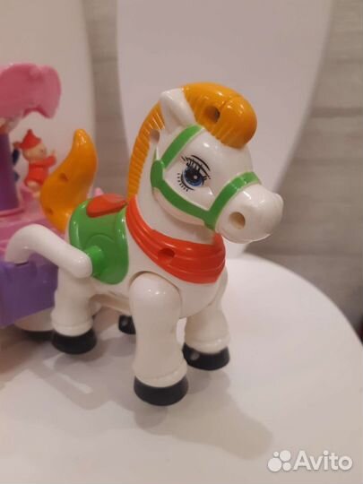 Детская музыкальная игрушка со светом и музыкой