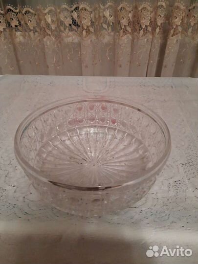 Хрустальная ваза