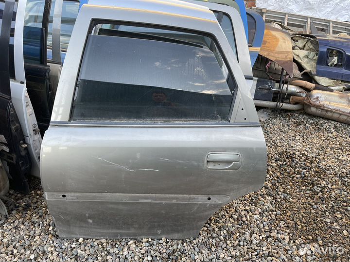 Дверь задняя левая opel vectra b седан