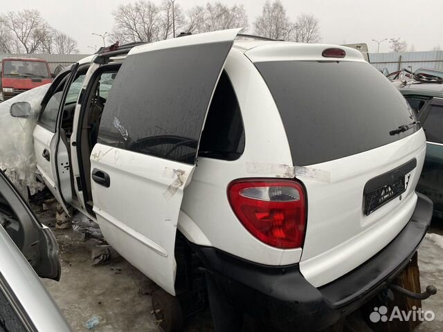 В разборе Додж Караван