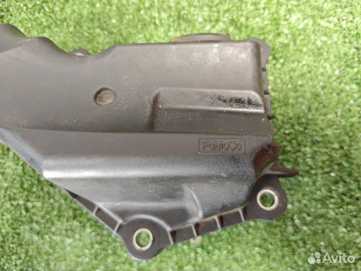 Маслоотделитель Ford Focus 2 хэтчбек 1.6 duratec