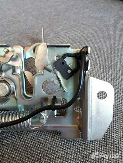 Концевик замка капота Mitsubishi Outlander 3, XL