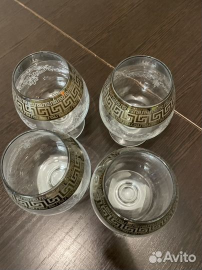 Коньячные бокалы