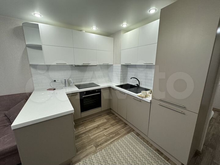 2-к. квартира, 60 м², 11/18 эт.