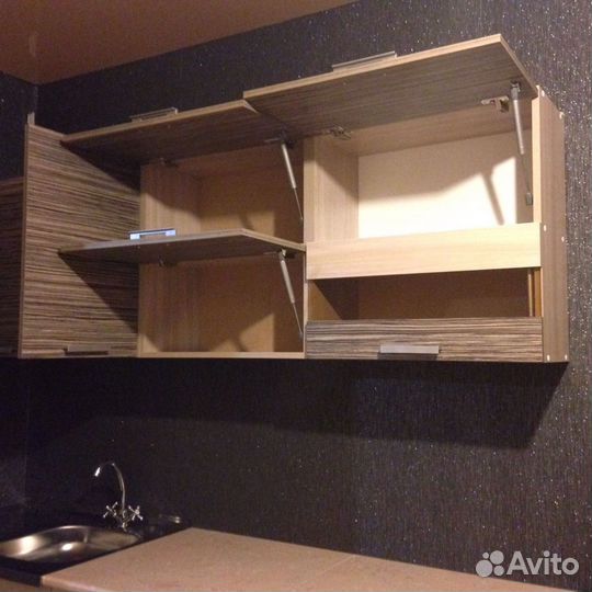 Кухонный гарнитур Зебрано