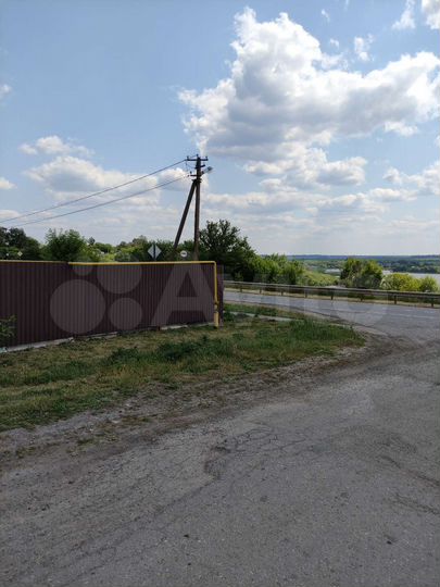 Дом 30 м² на участке 8 сот.