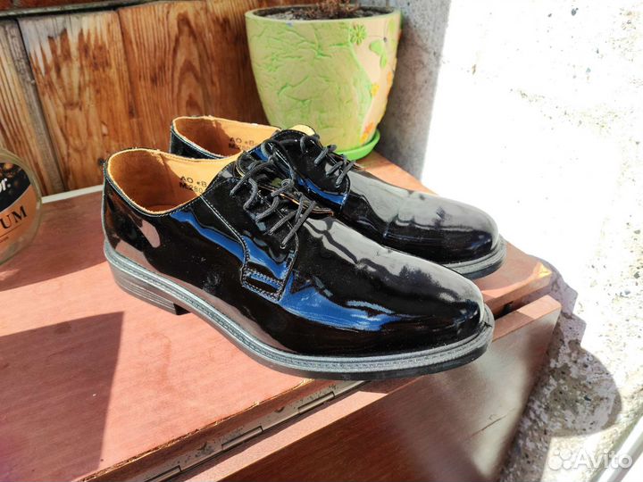 Лабутены уставные