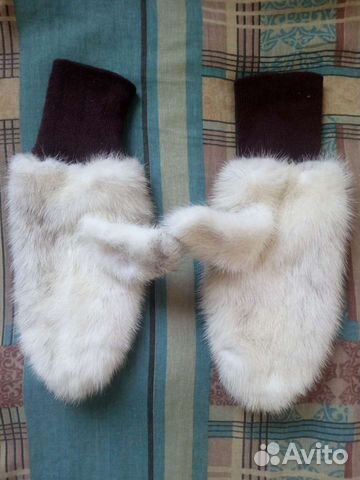 Варежки обшитые мехом