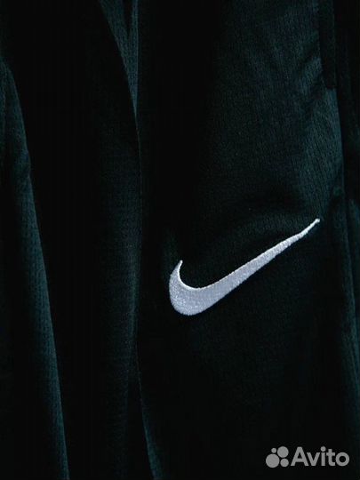 Шорты Nike