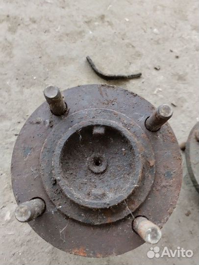 Ступицы задние Mitsubishi Galant 8