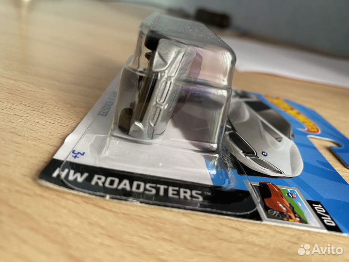 Hot wheels bmw i8 roadster