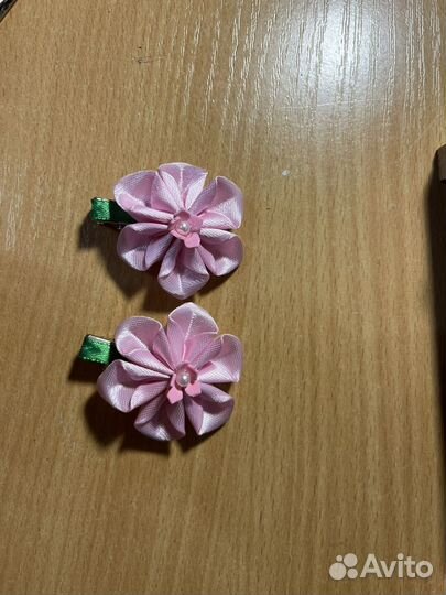 Маленькие заколки
