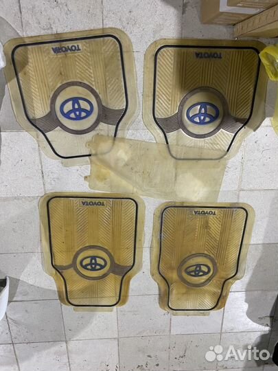 Продаю коврики Тойота