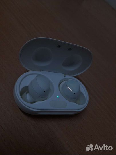 Samsung galaxy buds plus