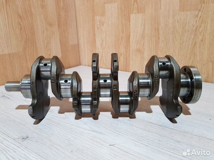 Коленвал Volkswagen Passat B7 cdga 2010