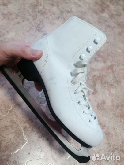 Коньки фигурные 37 38 размер