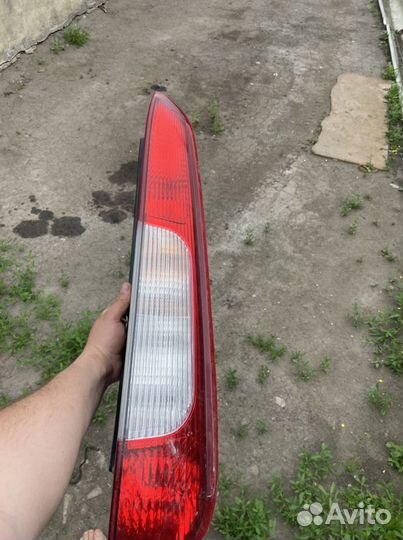 Задние фонари