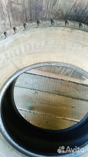 Bridgestone Blizzak DM-V2 265/65 R17
