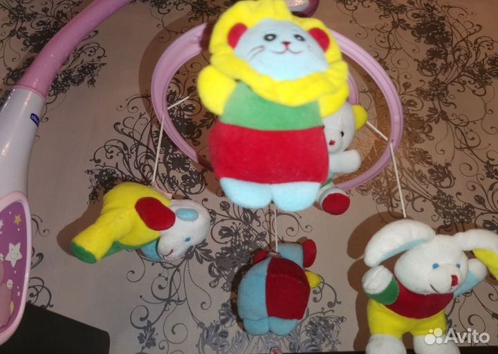 Детский мобиль в кроватку музыкальный