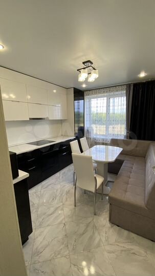 2-к. квартира, 50 м², 1/3 эт.