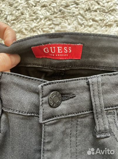 Джинсы levis/guess