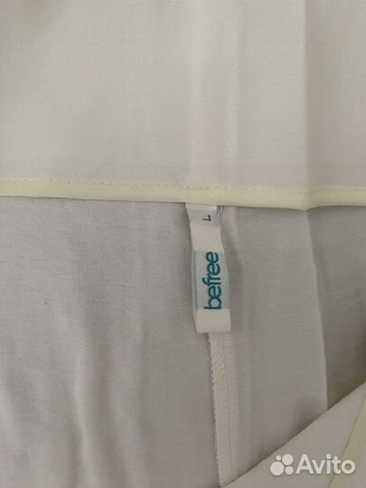 Джинсы Bershka, Pull&bear, Stradivarius MOM
