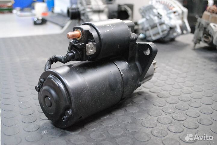 Стартер Nissan Altima, Sentra 2.5 б/у