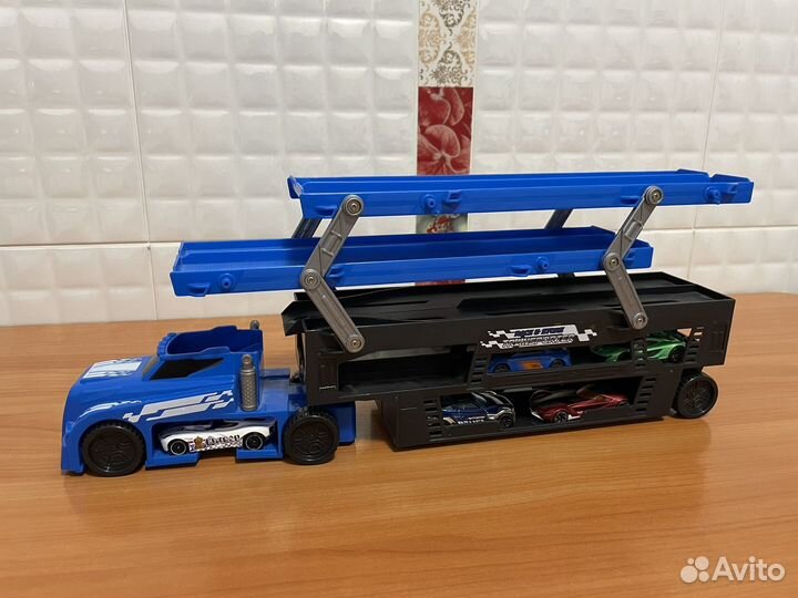Игрушка Автовоз и машинки Hot Wheels