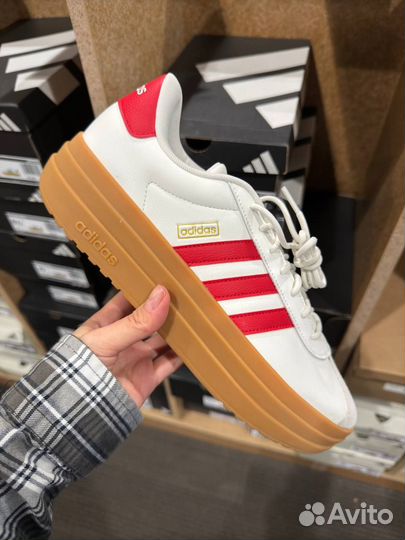 Кроссовки женские Adidas Под заказ