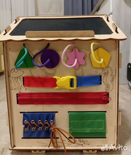 Бизиборд домик со светом большой