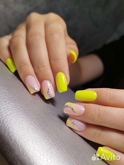 Маникюр на дому