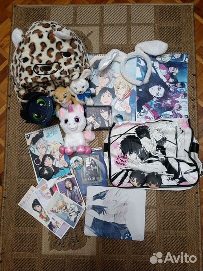Аниме мерч вещи
