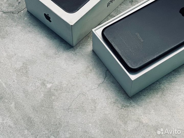 iPhone 7, 256 ГБ