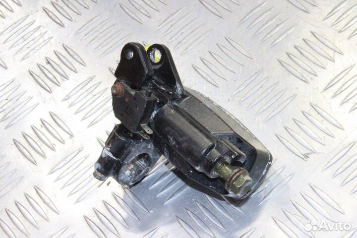 Машинка тормозная передняя Suzuki Bandit 400