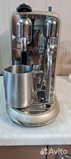 Капсульная кофемашина bork