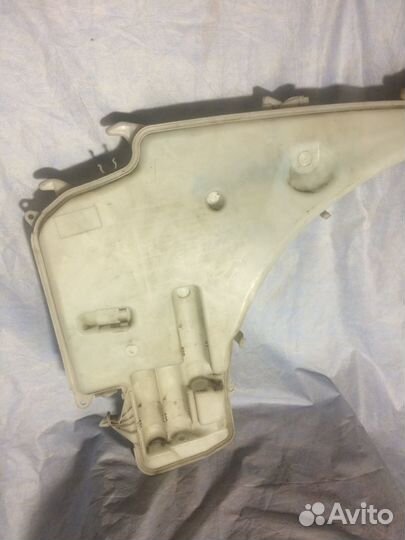 Бачок омывателя лобового стекла BMW 3-серия E90