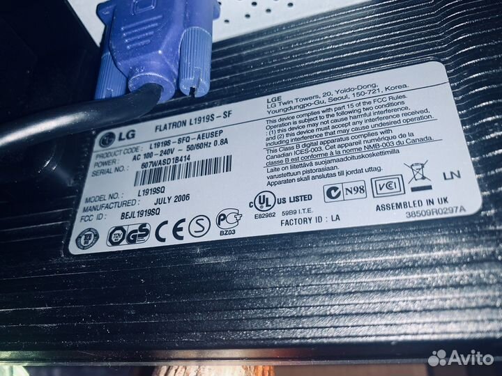 Монитор LG flatron L 1919S