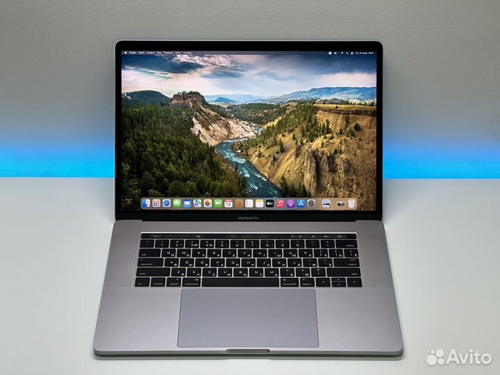 MacBook Pro 15 i7/16/512/Radeon Pro