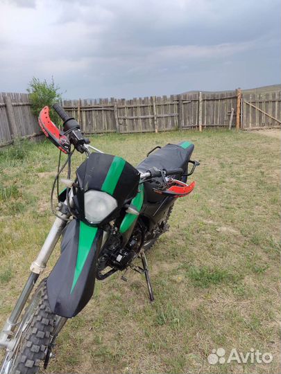 Racer panther 200