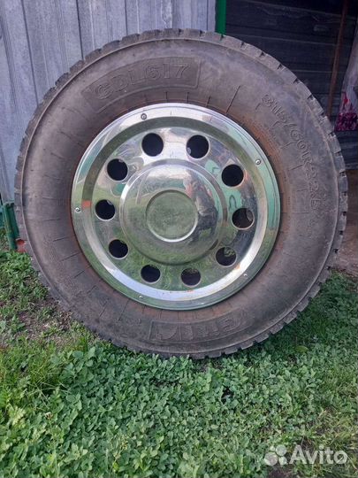 Колеса на фуру