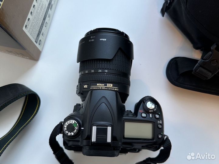 Зеркальный фотоаппарат Nikon D90