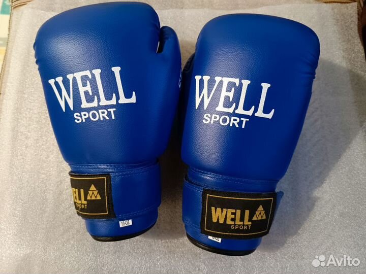 Боксерские перчатки 10-OZ