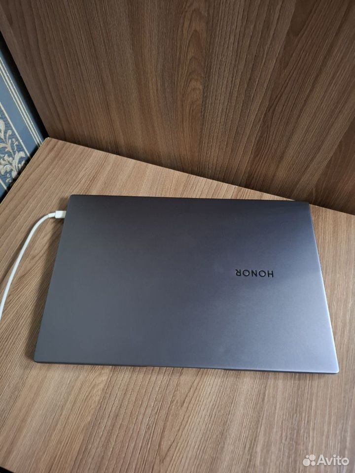 Honor magicbook x 14