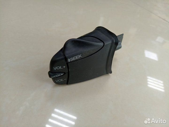 Подрулевой переключатель Ford Fusion fyja 2007