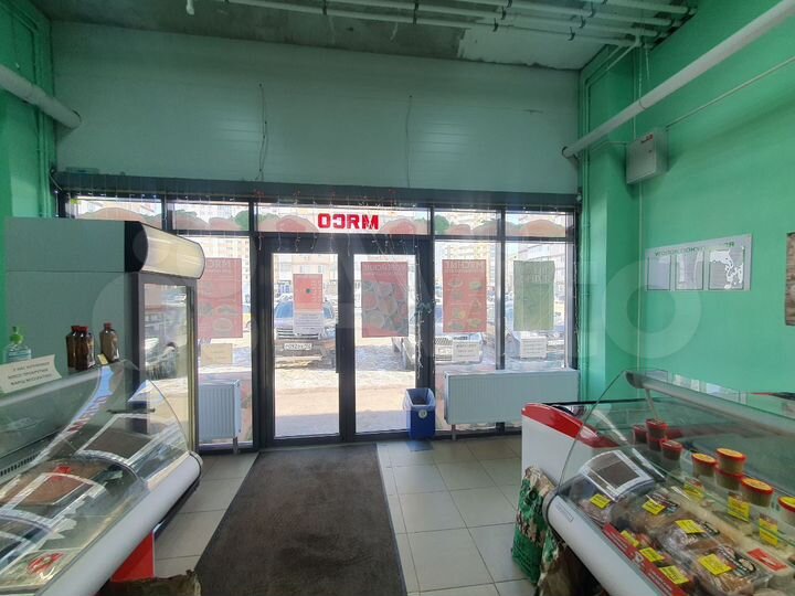 Торговая площадь 54 м² в Затоне