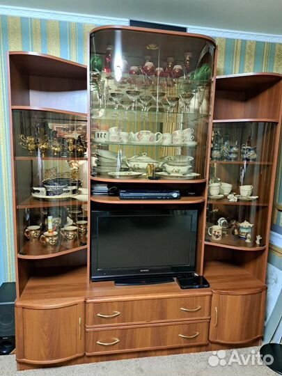 Буфеты и серванты